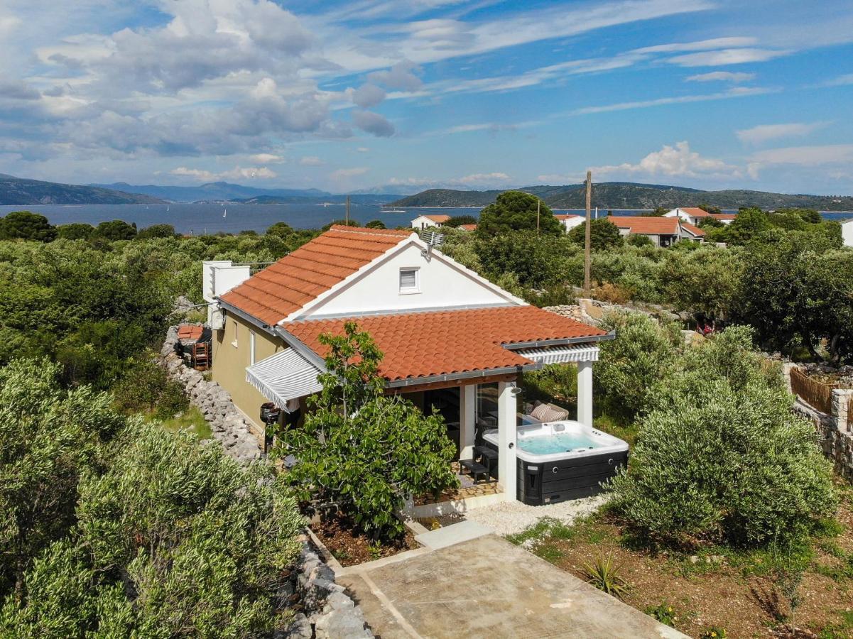 Vila Lila มาลี เดอร์เวนิค ภายนอก รูปภาพ